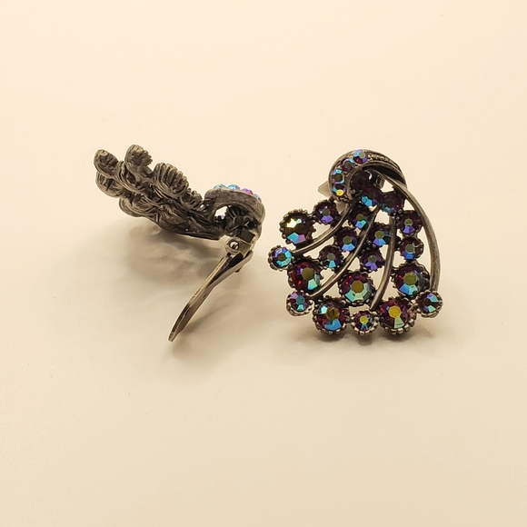 Gorgeous Sparkly Aurora Borealis Rhinestone Clip On Earrings - Picture 6 of 11